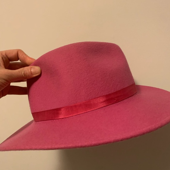 Hat - Picture 4 of 4